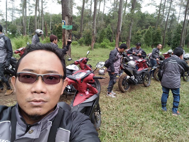 blogger terabas cikole pakai supra gtr150