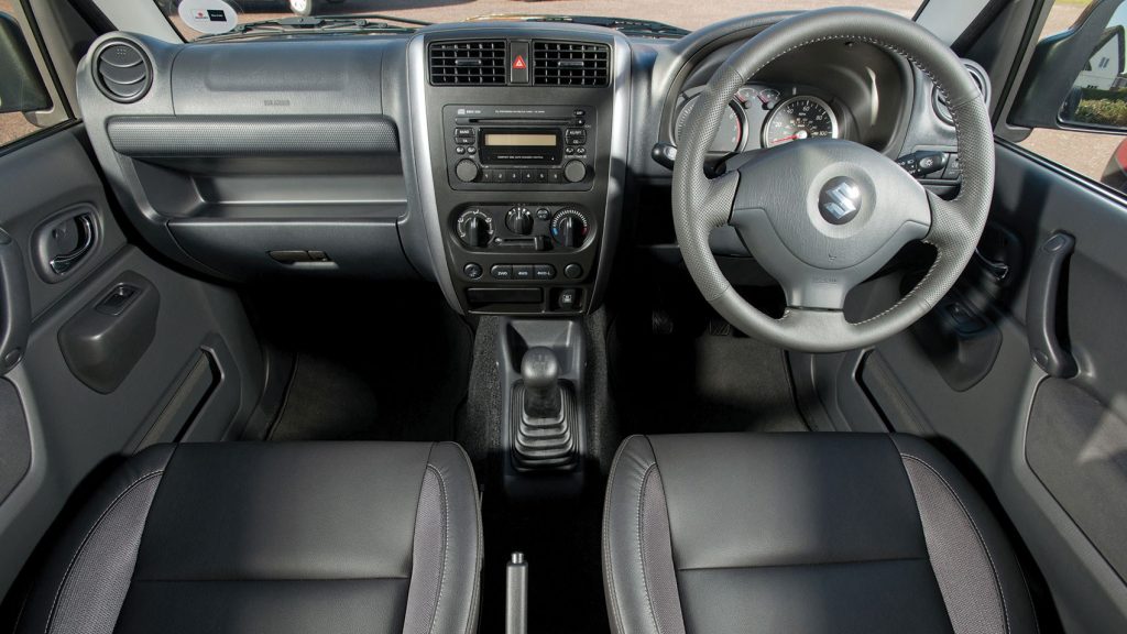 interior suzuki jimny
