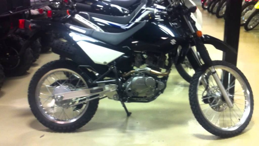 suzuki-dr200-motor-trail-1