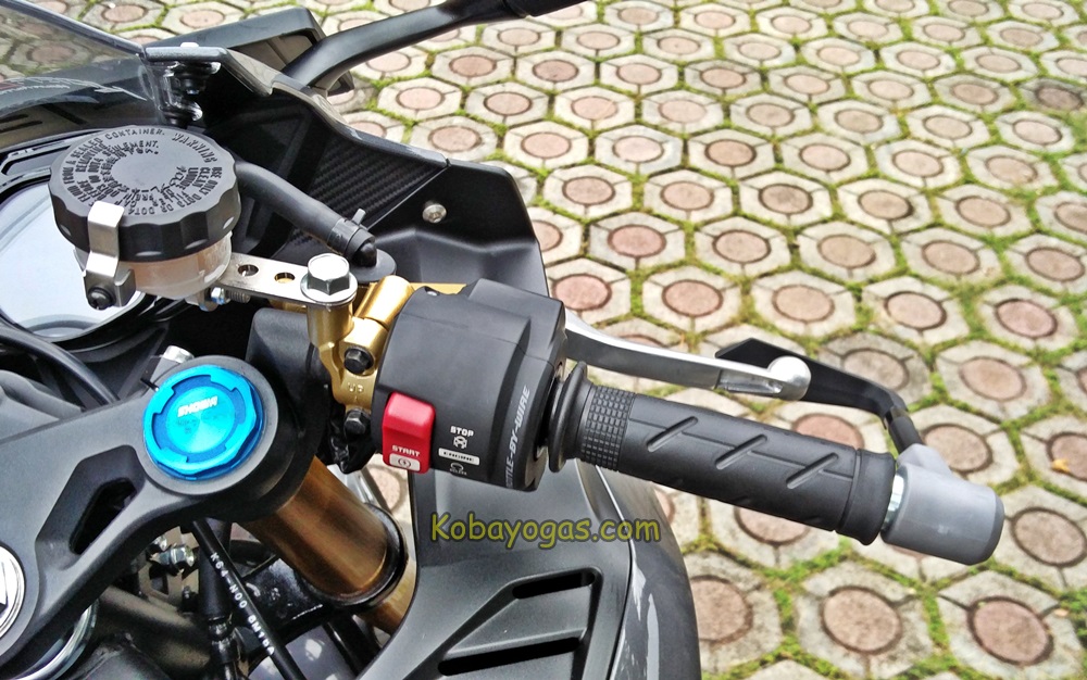 modifikasi Honda CBR250RR pakai hand guard dan master rem nissin