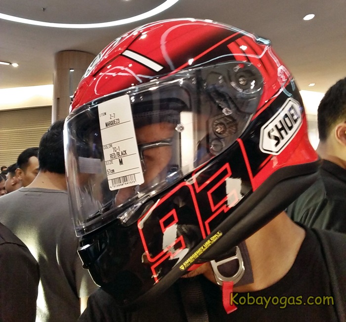 Shoei Z-7 Marquez