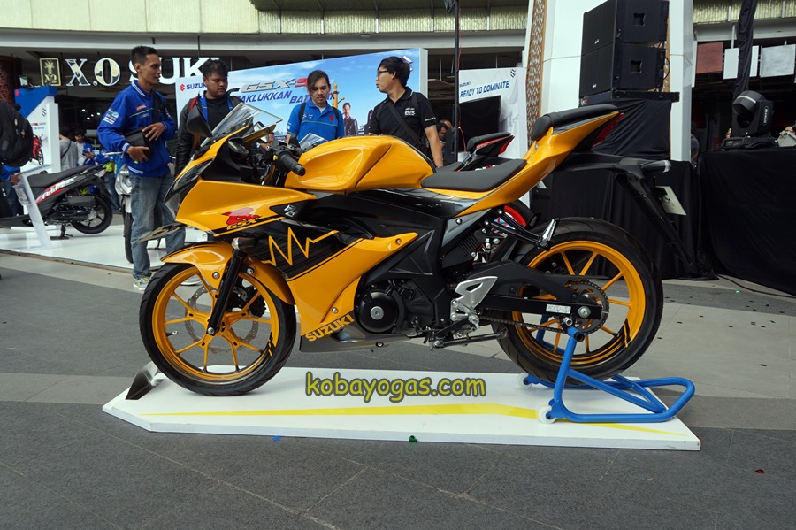Suzuki GSX-R150 warna kuning modifikasi