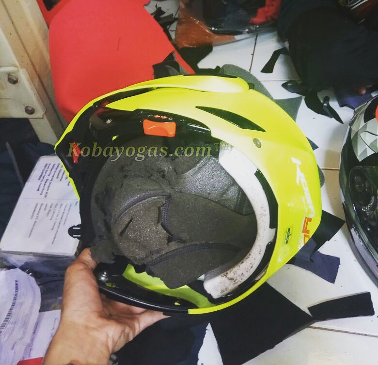 benerin busa helm airoh miro xrp di irfan busa helm