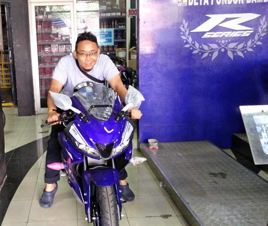 All New R15 2017 V3