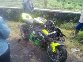 Kawasaki ZX10R Ringsek Jadi Korban Cornering Trek Tawamangu