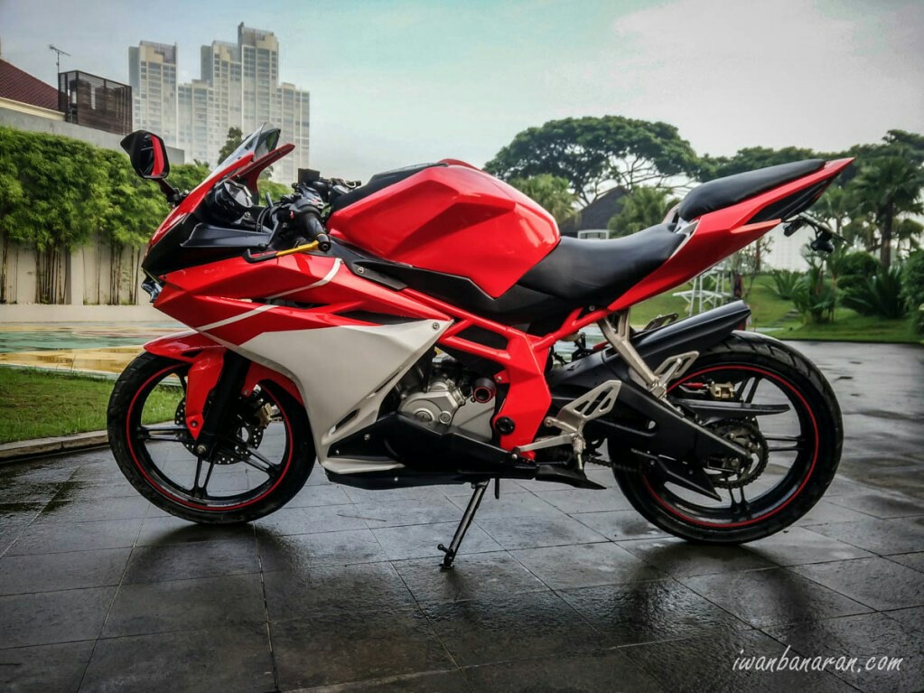 modifikasi Yamaha Vixion jadi CBR250RR