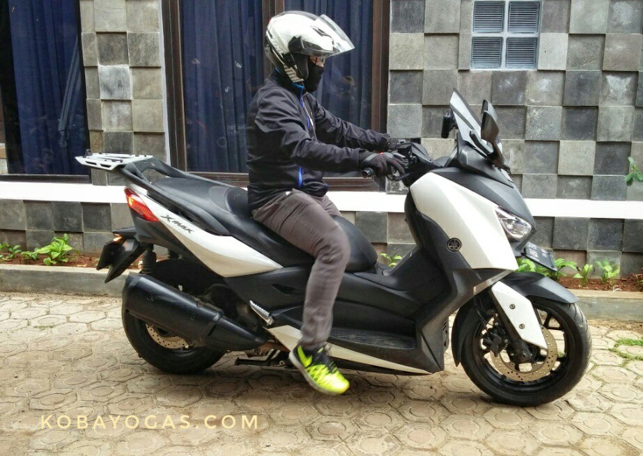 Review Yamaha XMax 250