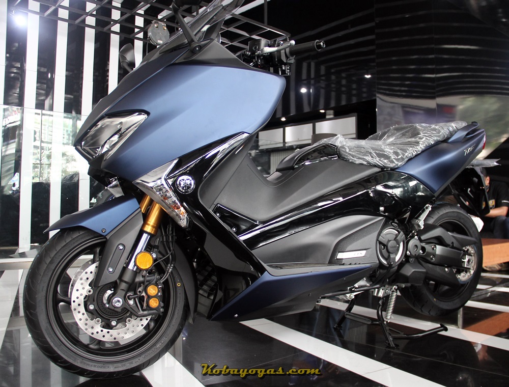 TMAX DX 2018 biru