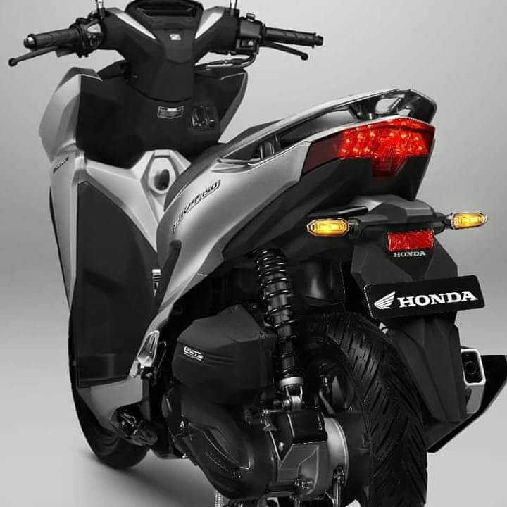 Foto Galeri All New Honda Vario - vario 150 silver