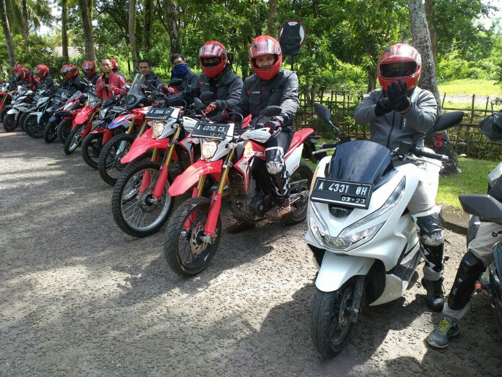 fun touring blogger vlogger tanjung lesung