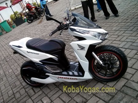 modifikasi Vario 150 setang telanjang