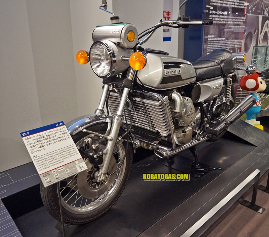 Suzuki RE-5 3