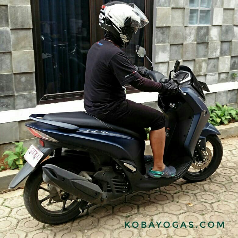 test ride Yamaha Lexi S 125 2
