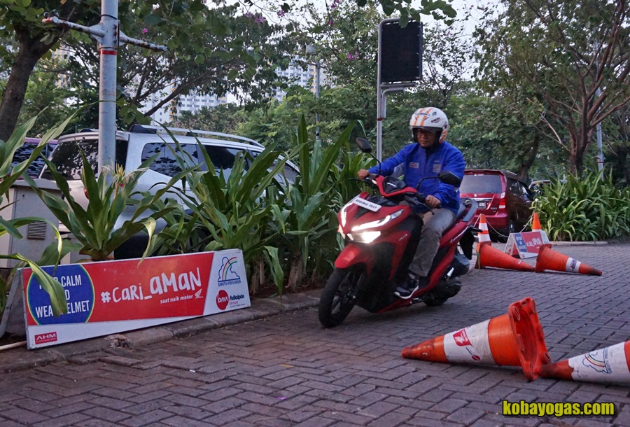 test ride all new honda vario 150 11