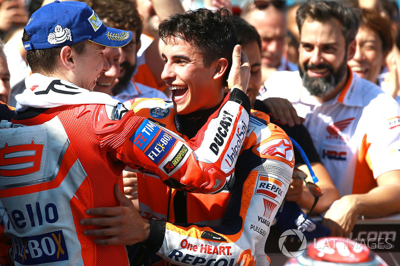 Jorge Lorenzo resmi pindah ke Repsol Honda 