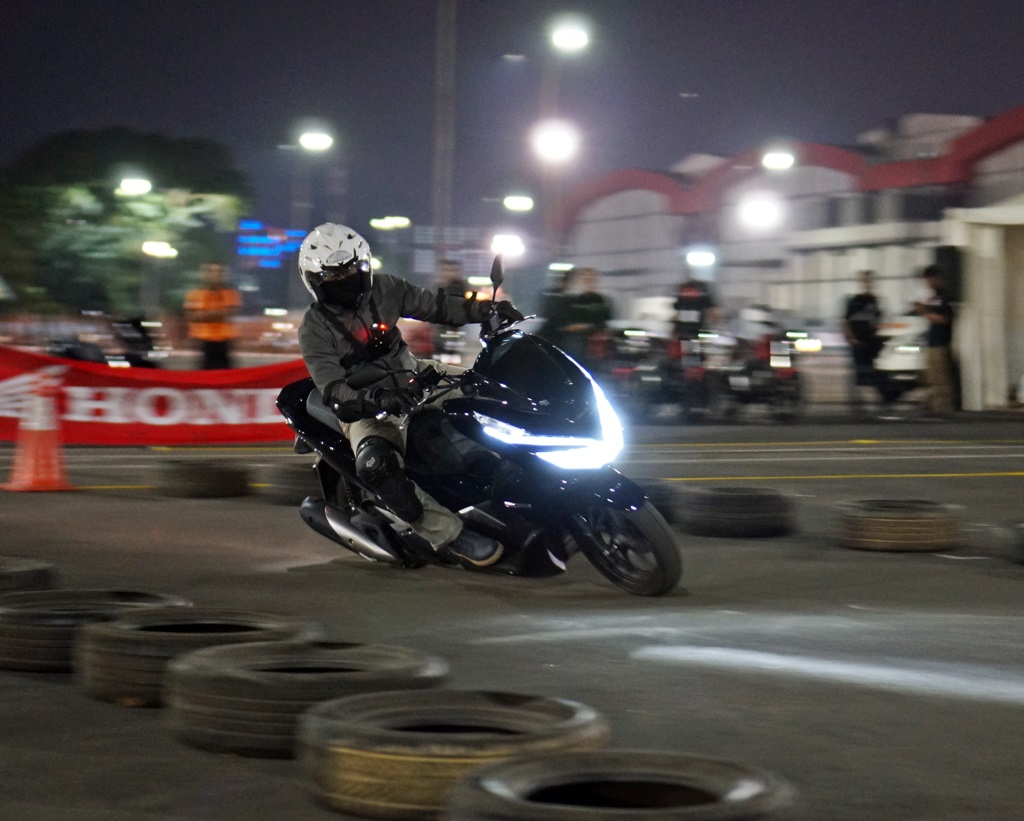 Test Ride All New Honda PCX Hybrid kobayogas