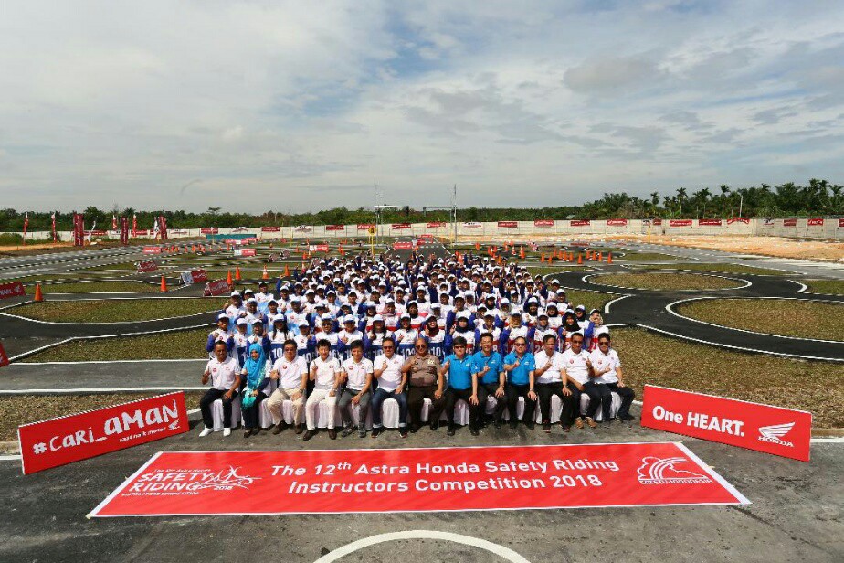 Daftar Pemenang Kompetisi Honda Safety Riding Instructor 2018 1