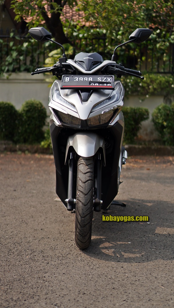 Galeri Foto All New Honda Vario 150 2018 Warna Silver Matte dan Black Matte 4