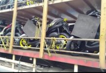 Wew Yamaha Aerox 155 2018 Punya Warna Baru Yang Makin Keren Dengan Velg Warna Stabilo!