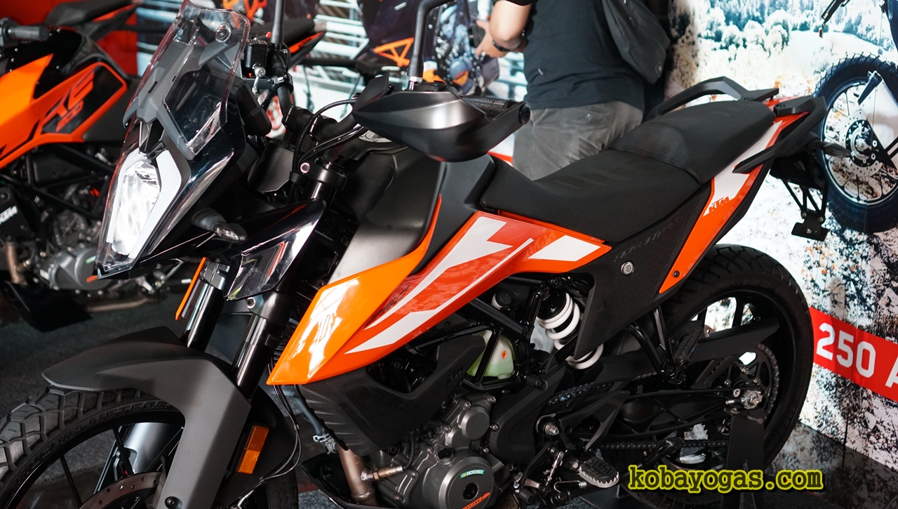 KTM ADVENTURE 250