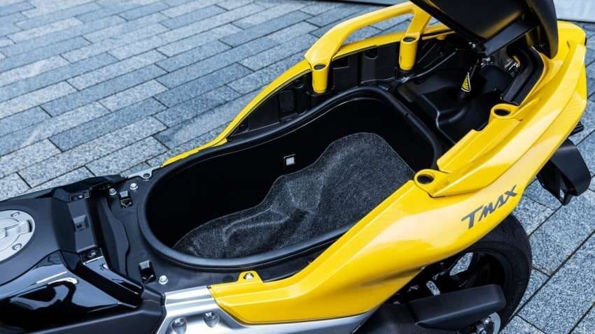 Yamaha T-Max 2022
