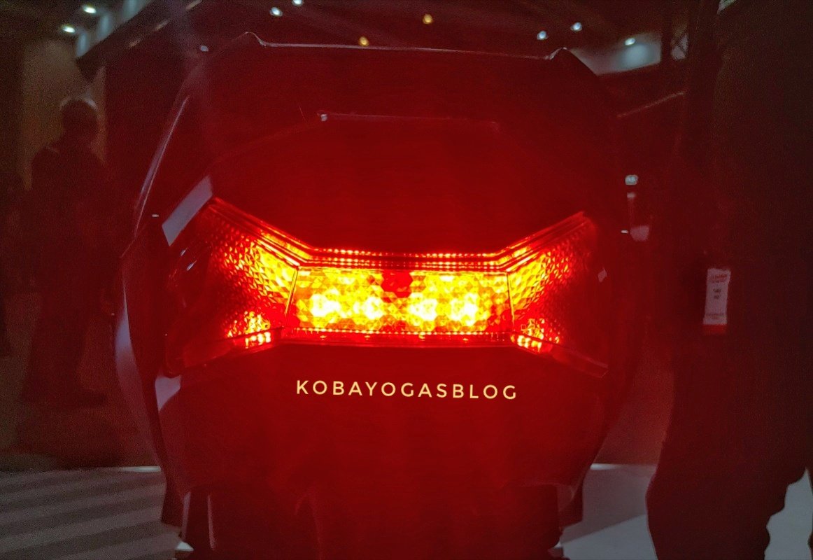 lampu rem Honda Vario 160