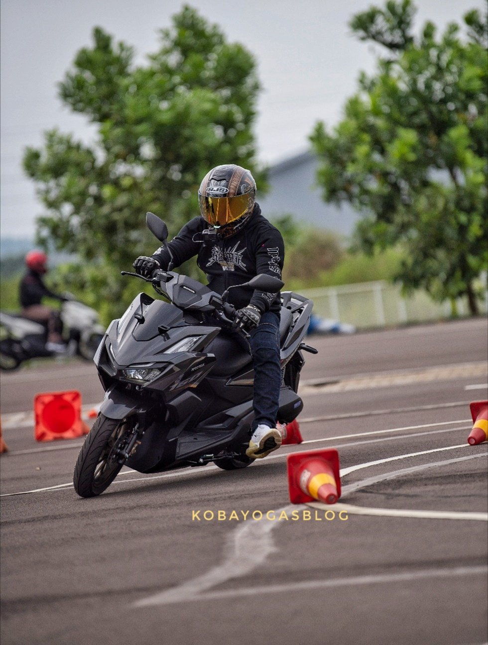 Test Ride Vario 160 2022