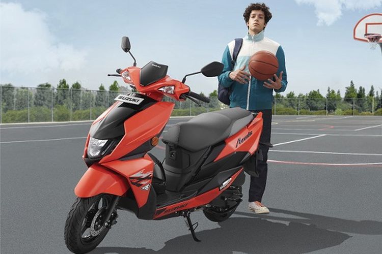 Suzuki Avenis 125 2022 merah