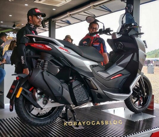 Aprilia SR GT 200