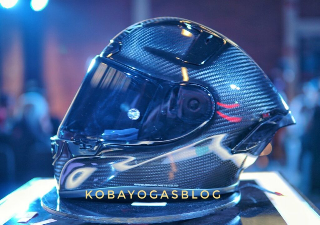 harga helm rsv ffc21 carbon