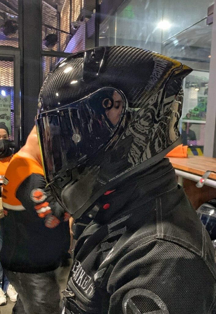 harga helm rsv ffc21 carbon