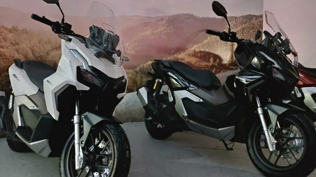 new adv 160