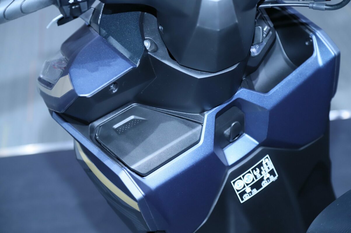 laci kiri Honda Vario 125 2022