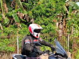 review Aprilia SR GT200