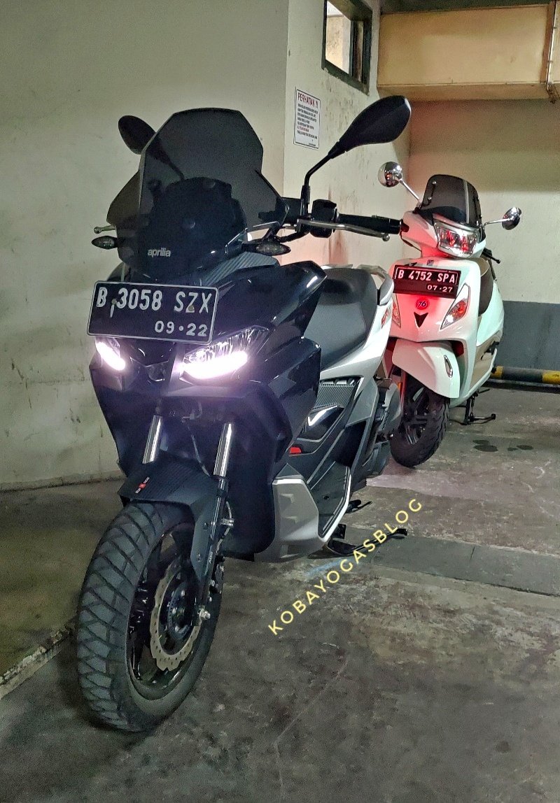 review Aprilia SR GT200