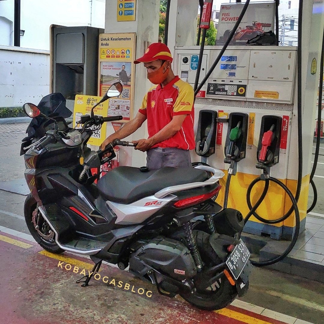 review Aprilia SR GT lengkap