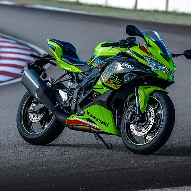 Kawasaki Ninja ZX4RR 2023