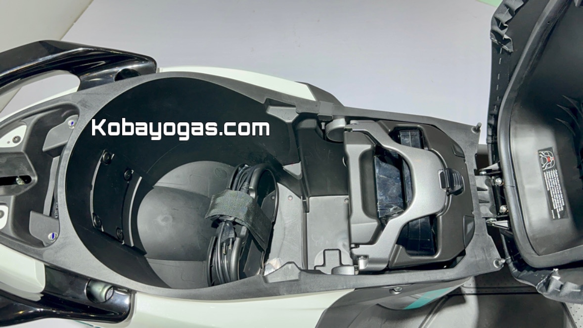 Yamaha NEOS EV bagasi